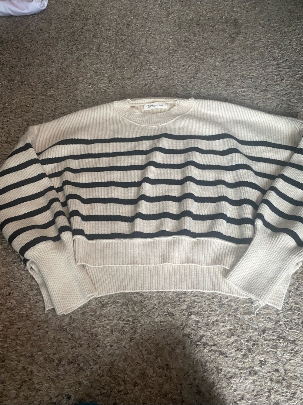 Madewell Cream and Black Striped Crewneck Pullover cropped oversized